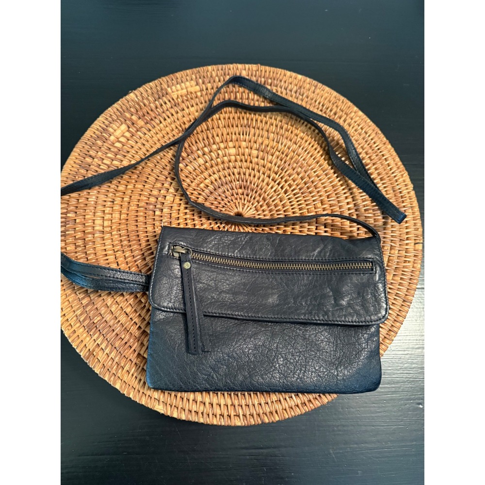 Day & Mood Black‎ Pebbled Leather Crossbody Bag Small Flap Messenger Purse